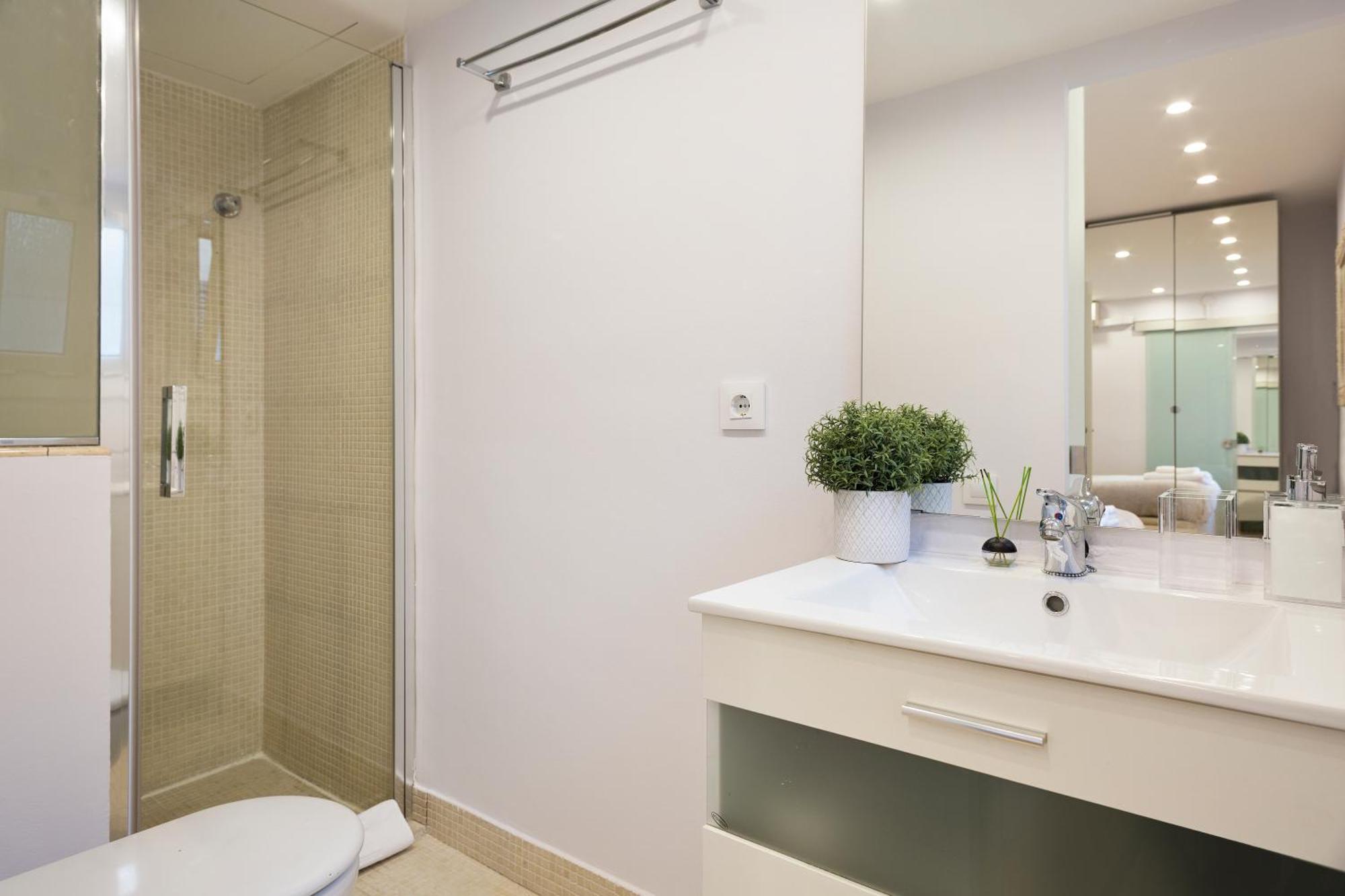 Apartamento Rambla Catalunya Barcelona Luaran gambar